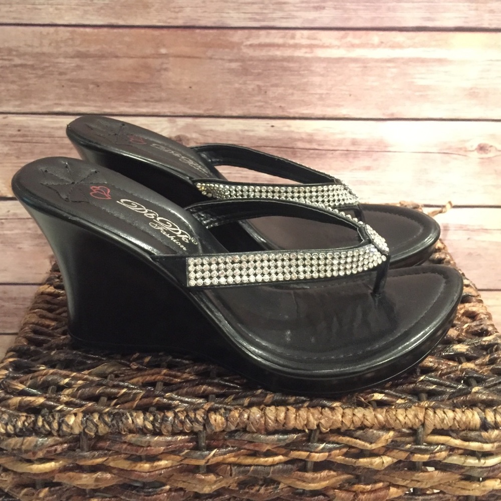 DbDk Thong Wedges